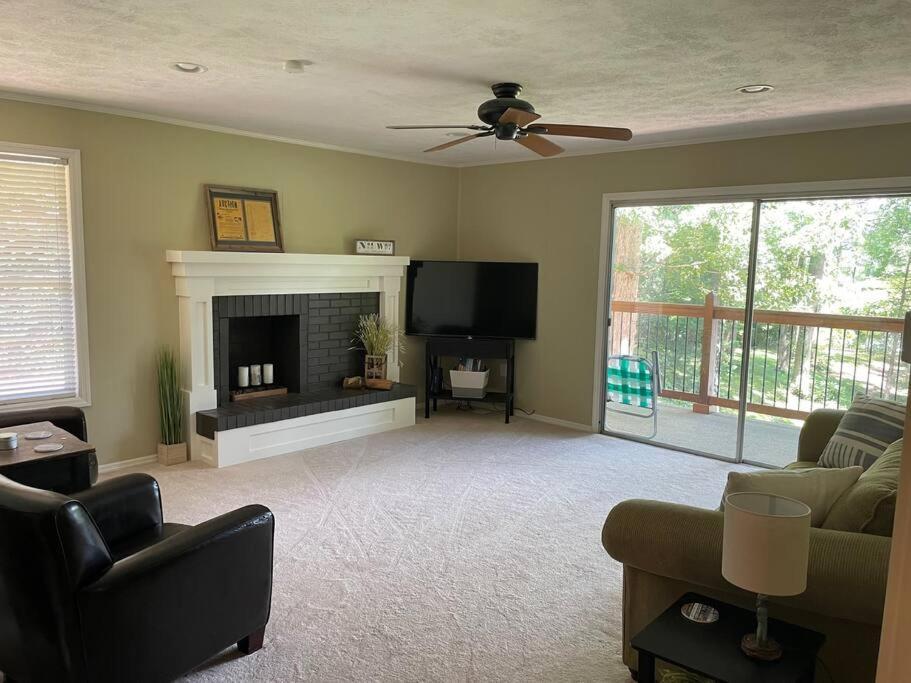 Cozy, Lake Lanier Property With Amazing Views Villa Dawsonville Eksteriør bilde